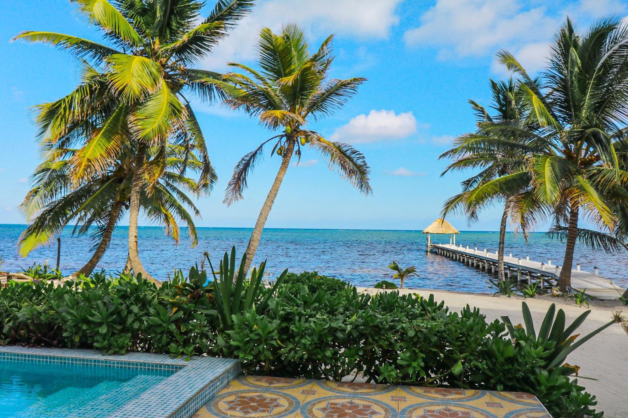 Blue Water Beach Villas San Pedro  Rom bilde
