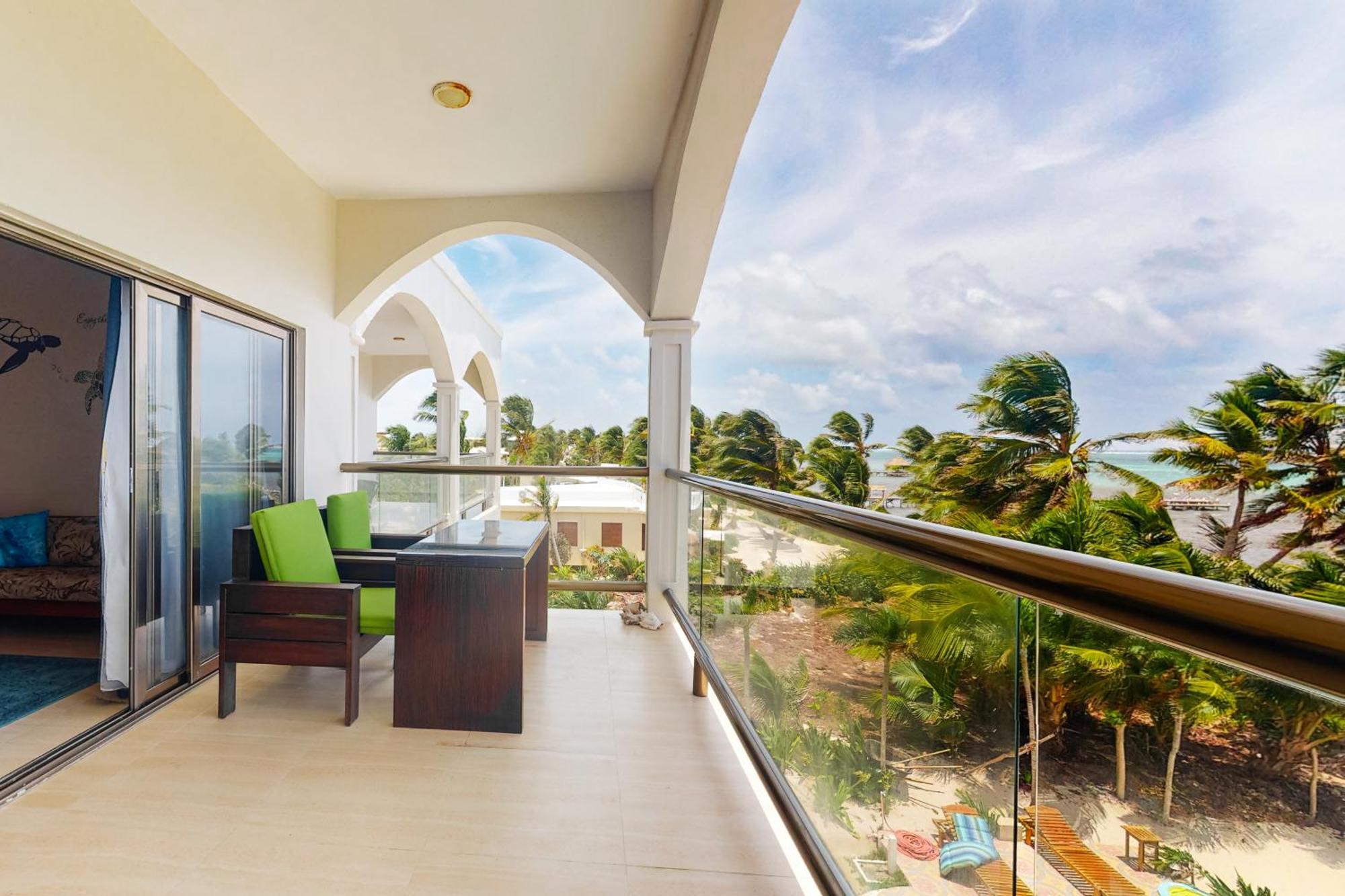 Blue Water Beach Villas San Pedro  Rom bilde