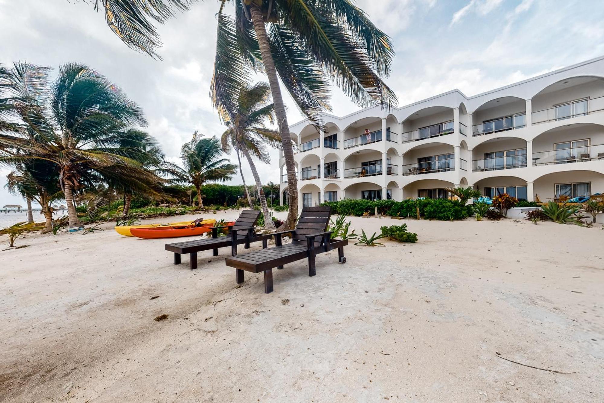 Blue Water Beach Villas San Pedro  Rom bilde