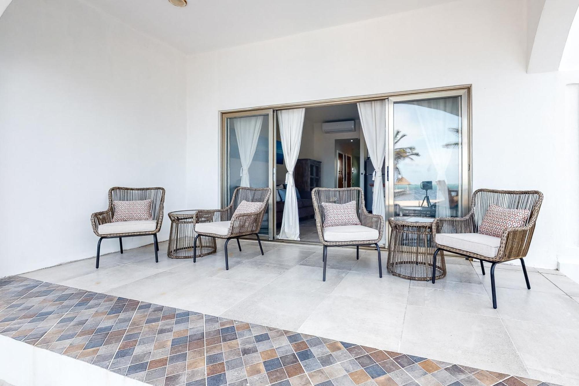 Blue Water Beach Villas San Pedro  Rom bilde