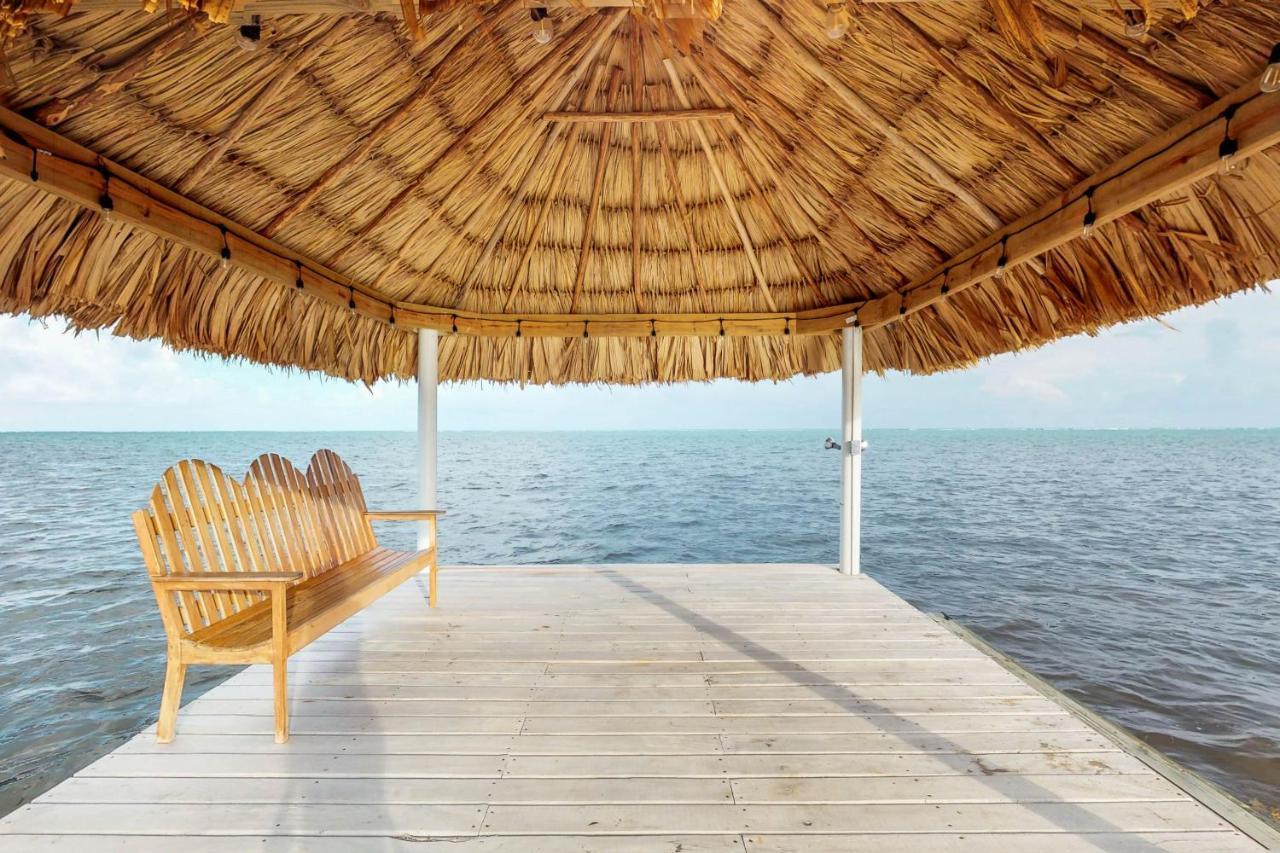 Blue Water Beach Villas San Pedro  Eksteriør bilde
