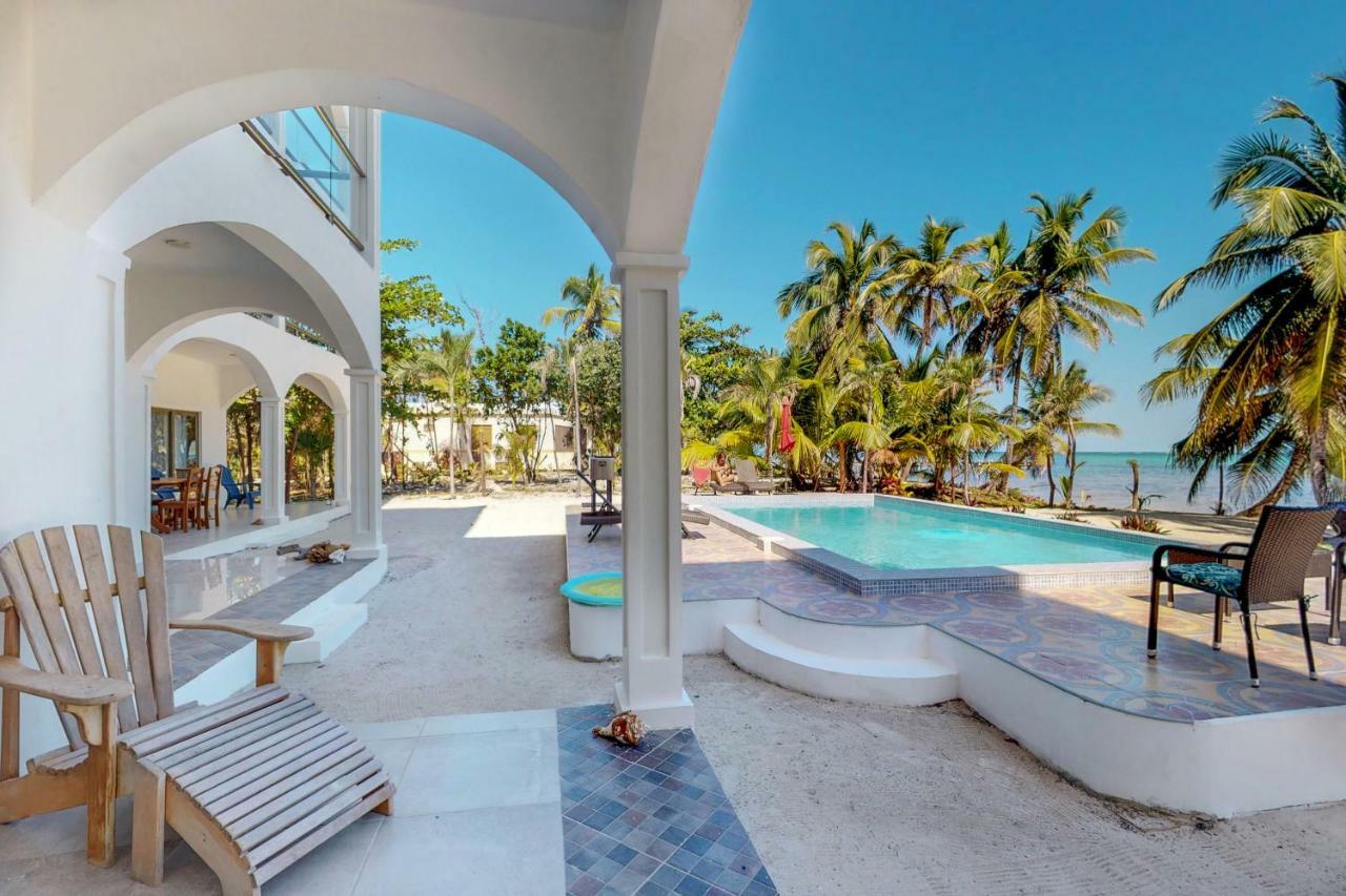 Blue Water Beach Villas San Pedro  Rom bilde
